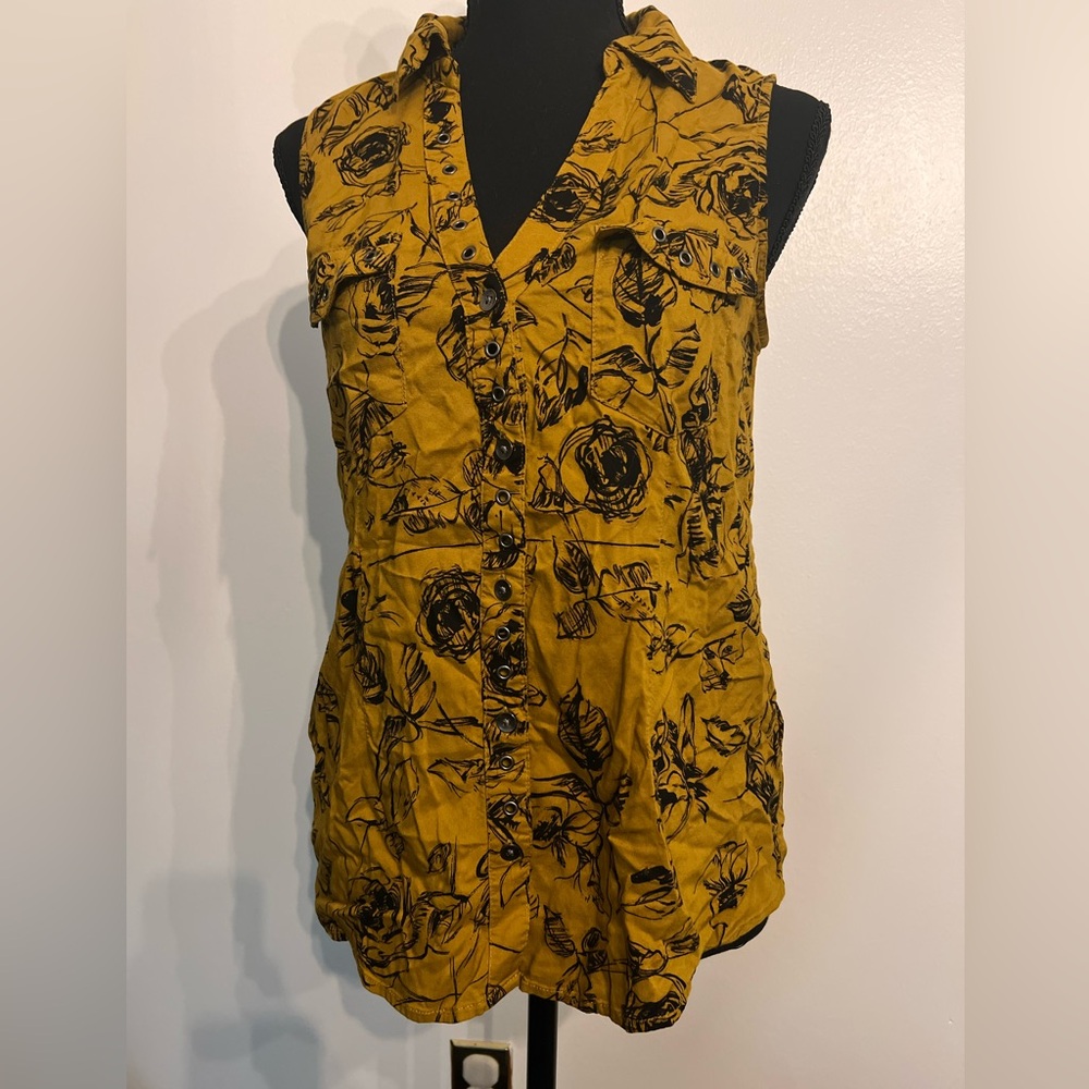 3/$15 Floral Yellow Sleeveless Top by Rock & Republic size XS
